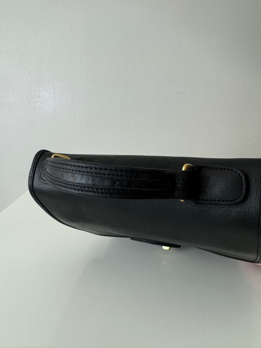 Vintage Coach Station Bag - Picture 6 of 8